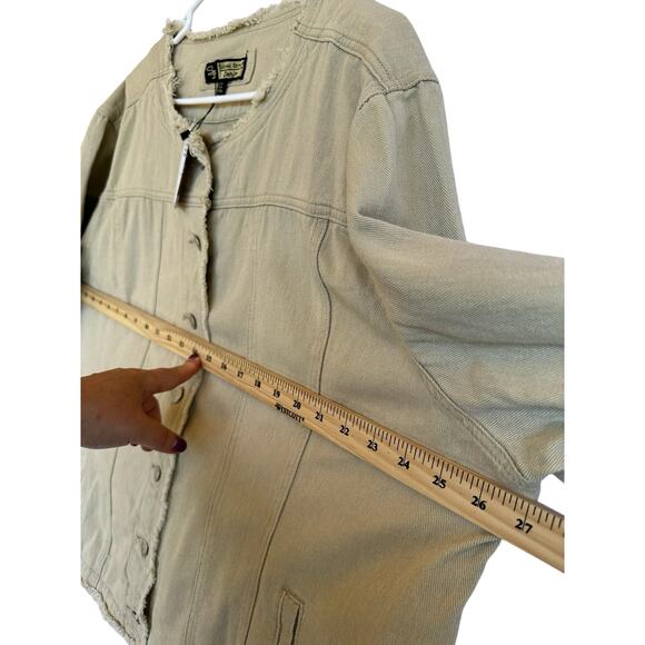 Suzanne Betro Denim Jacket Women Plus SZ 4X Khaki Chambray Beige Classic Frayed - Picture 9 of 16